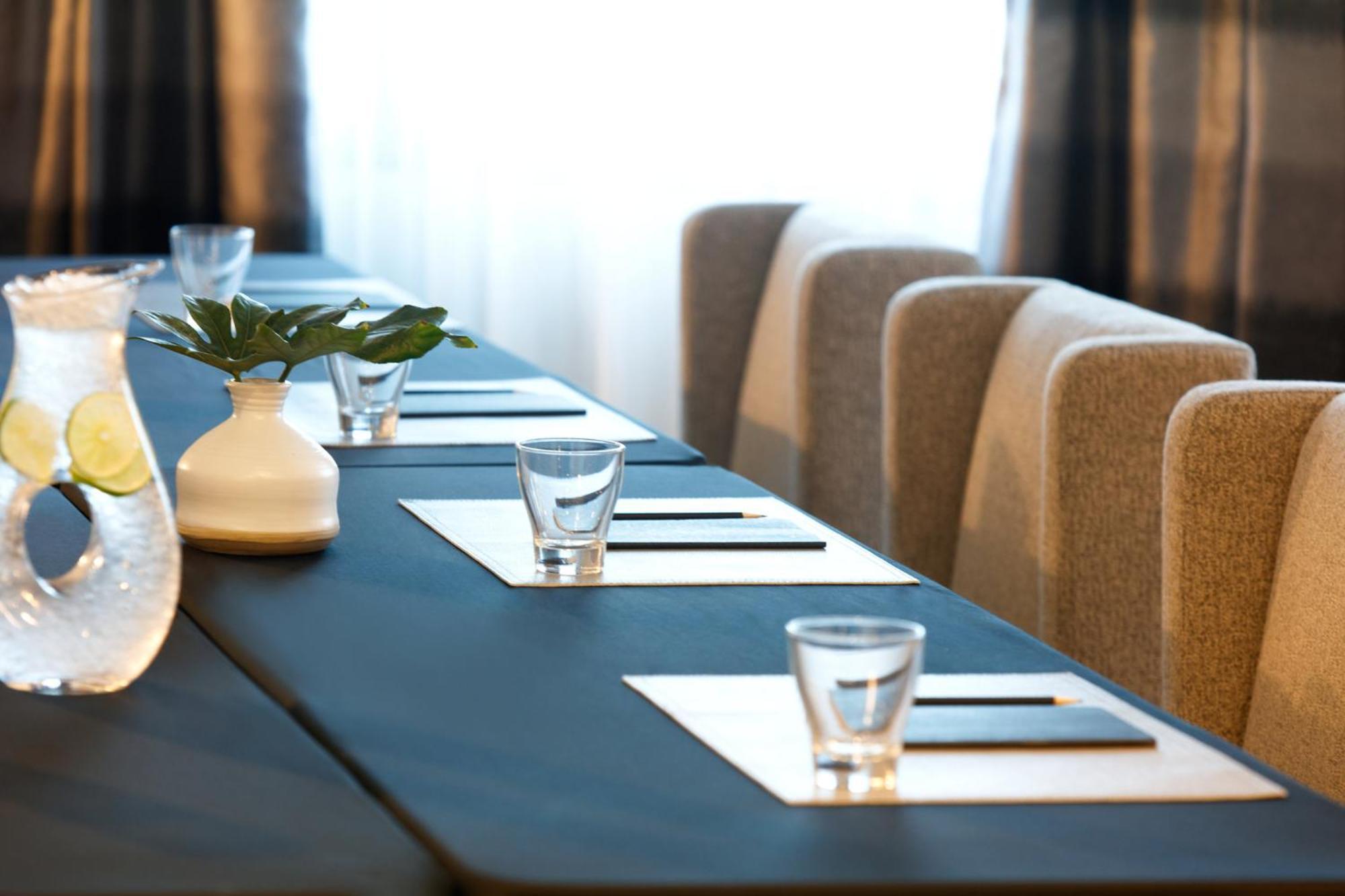 Kimpton Overland - Airport By Ihg Hotel
